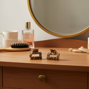 Pinza de Pelo Cuadrada de 6 cm con Estampado de Leopardo - Product Image 2