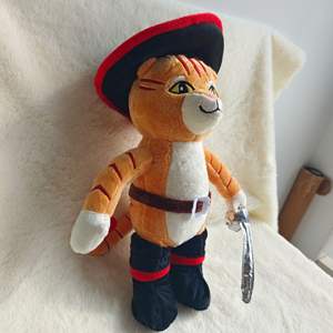 Nouvelle peluche de style anime avec bottes, inspirée du <span class=keywords><strong>film</strong></span> pour chats, best-seller transfrontalier, en stock, vente directe - Product Image 3