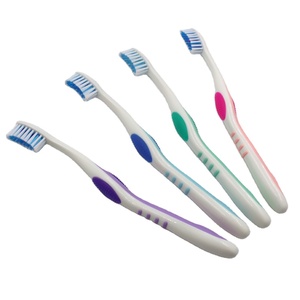 Vente chaude nécessités quotidiennes supermarché adulte moyen <span class=keywords><strong>dur</strong></span> brosses maison populaire <span class=keywords><strong>brosse</strong></span> à dents usine adulte <span class=keywords><strong>brosse</strong></span> à dents Oem - Product Image 1