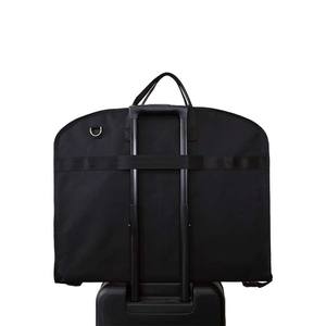 กระเป๋าเสื้อผ้าแบบคลาสสิกพร้อมสายคล้องไหล่สำหรับเดินทางธุรกิจสำหรับผู้ชาย - Product Image 1