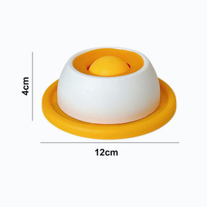 Ciotola Moderna per Gatti in Plastica Ecologica Yun, Design Arrotondato, Motivo Solido, Leggera, per Divertimento e Auto-Ideellazione, Resistente ai Morsi - Product Image 2