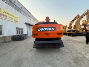 Excavadora Usada Doosan DH210W-7 Tipo Oruga, 20 Toneladas, Modelo 2023, 90% Nueva, Componentes Principales Certificados: Motor, Engranaje, Rodamientos, Precio Bajo - Product Image 2