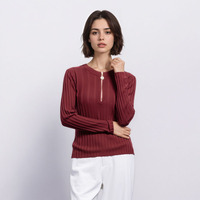 Haut en tricot à rayures verticales élégantes OEM ODM pour femmes 100% laine amincissante fermeture éclair col rond pull en tricot pour l'hiver