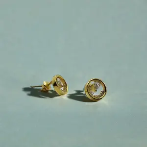 Pendientes de Oro de Diseño con Detalles de Piedras Brillantes, Elegantes Pendientes Redondos para Mujer, Clásicos Pendientes Redondos de Oro - Product Image 3