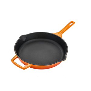 Sartén <span class=keywords><strong>de</strong></span> <span class=keywords><strong>hierro</strong></span> <span class=keywords><strong>fundido</strong></span> con esmalte antiadherente redondo <span class=keywords><strong>de</strong></span> estilo moderno <span class=keywords><strong>de</strong></span> diseño OEM <span class=keywords><strong>de</strong></span> <span class=keywords><strong>marcas</strong></span> personalizadas brillantes para el hogar - Product Image 2