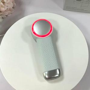 <span class=keywords><strong>Brosse</strong></span> <span class=keywords><strong>nettoyante</strong></span> faciale électrique sans fil en silicone pour usage domestique, nettoyage facial chaud et froid - Product Image 2