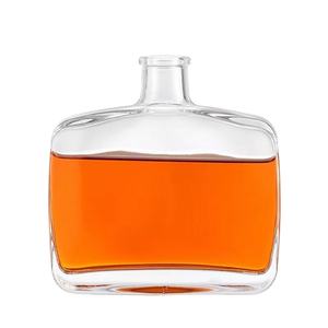 Bouteille en verre plate de haute qualité personnalisée de 300/500/700 ml, surface gravée à l'acide, forme spéciale, <span class=keywords><strong>vin</strong></span>, whisky, brandy, tequila, gin, liqueur - Product Image 4