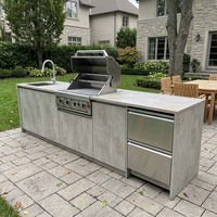 Meubles de cuisine extérieure ODM en acier inoxydable ignifuge pour cour, armoires de cuisine modernes avec réfrigérateur pour jardin