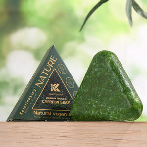 Savon Shampoing Solide Naturel à Base de Plantes Vertes Triangle Platycladus Usman Grass Fixation des Cheveux Lissage Contrôle du Sébum Élimination - Product Image 4