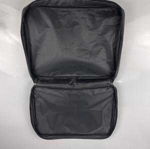 Bolsa de almacenamiento con cremallera negra, bolsa organizadora portátil con asa para documentos de viaje, artículos esenciales diarios - Product Image 4