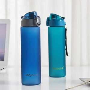 Leejo 700 ml sport drinking water bottles frosted rubber painting dishwasher safe plastic tritan water bottle one click top