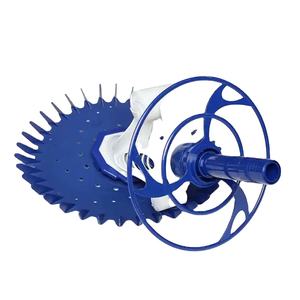 <span class=keywords><strong>Aspirateur</strong></span> de piscine et domestique de haute qualité GuangDong Water Crown avec matériau PVC et tête facile à installer - Product Image 3