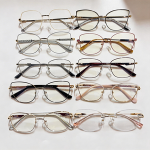 Montura de <span class=keywords><strong>Gafas</strong></span> de Titanio de Fábrica |   Monturas Ópticas |   <span class=keywords><strong>Gafas</strong></span> |   <span class=keywords><strong>Gafas</strong></span> Ópticas Metálicas de Diversos Modelos |   Venta al por Mayor OEM Personalizada con MOQ Bajo - Product Image 1