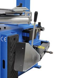 Cambiador <span class=keywords><strong>de</strong></span> neumáticos usado <span class=keywords><strong>de</strong></span> Venta barata con brazo oscilante/equipo <span class=keywords><strong>de</strong></span> montaje <span class=keywords><strong>de</strong></span> neumáticos/máquina <span class=keywords><strong>de</strong></span> desmontaje <span class=keywords><strong>de</strong></span> neumáticos para taller <span class=keywords><strong>de</strong></span> reparación <span class=keywords><strong>de</strong></span> automóviles - Product Image 4