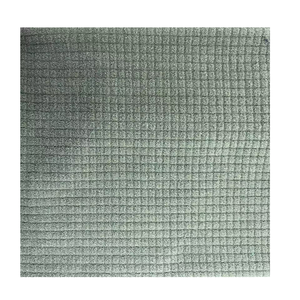Tissu polaire à carreaux chaud 95% polyester 5% élasthanne avec P/D, largeur 61 pouces, 170 GSM, textile polaire doux pour vêtements d'hiver - Product Image 1