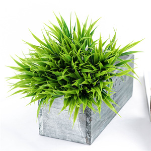 Herbe artificielle Shinhana Jun à 5 branches, plante verte pour la décoration intérieure et les accessoires de mariage - Product Image 2