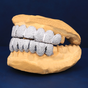 Grillz élégants en argent sterling 925 avec diamants Moissanite, bijoux de luxe pour hommes et femmes, au design tendance et style streetwear - Product Image 3