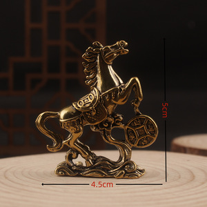 Adorno de caballo de latón, 4,7 cm de alto, 4,2 cm de ancho, decoración de escritorio con simbolismo Feng Shui - Product Image 3
