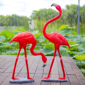 Sculpture d'oiseau en résine alimentée par l'énergie solaire, grue à couronne rouge, décoration de jardin extérieur, IP65 - Product Image 3