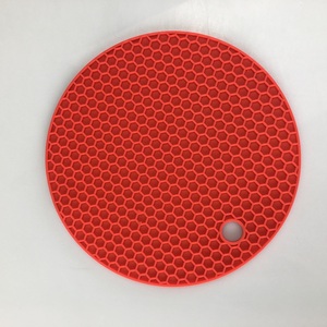 Accessori da cucina portabicchieri sottobicchiere antiscivolo in Silicone tondo 14cm - Product Image 5