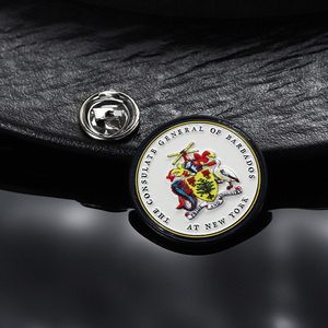 Pins Personalizados de Alta Calidad, Chapados en Negro, Impresos a <span class=keywords><strong>Color</strong></span>, Insignias de Metal, Aleación de Zinc, Logotipo, Letra, Broche - Product Image 1