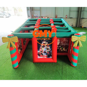 Nouveau design de labyrinthe gonflable de Noël en forme de pain d'épices, portable pour l'extérieur, labyrinthe gonflable amusant, <span class=keywords><strong>jeux</strong></span> sportifs - Product Image 1