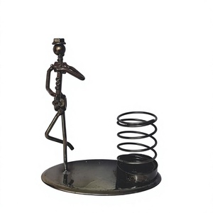 Porte-stylos et porte-crayons en laiton et fer Amson, finition noire, léger, design contemporain, vase de bureau, décoration de table pour la maison et le bureau, taille personnalisée - Product Image 1