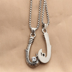 Collar con colgante de gancho de plata tibetana yunnique, estilo retro punk para hombre, con diseño geométrico de diamantes de imitación, collares de moda. - Product Image 2