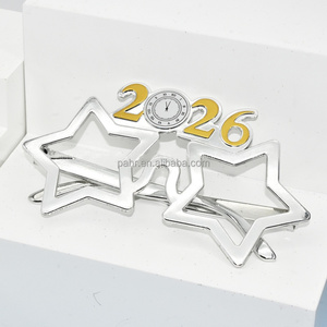 L'arredamento della festa <span class=keywords><strong>di</strong></span> buon anno <span class=keywords><strong>di</strong></span> 2026 fornisce oggetti <span class=keywords><strong>di</strong></span> scena per occhiali da sole a forma <span class=keywords><strong>di</strong></span> stella argento oro nero - Product Image 5