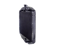 Ventes directes d'usine Radiateur en laiton de cuivre de camion lourd de haute qualité pour camion BENZ BUS 1113/2213 OEM 0455000004