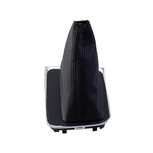 Housse de pommeau de levier de vitesse en cuir pour Volkswagen, transmission automatique, accessoire d'intérieur de voiture noir - Product Image 4