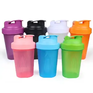 Vendedor superior 400ML taza de proteína de gimnasio de plástico con logotipo personalizado Mini botella de batido de agua con bola de mezcla de acero inoxidable