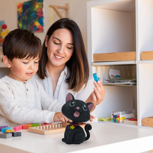 Bobblehead – Cat Black es un animal lindo y juguetón, perfecto para el tablero de tu coche, la oficina o la decoración del hogar. - Product Image 3