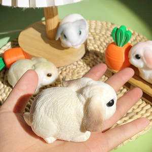 ภาพวาดกระต่ายน่ารักทำมือแบบดั้งเดิม จำลองกระต่ายหูตก ของเล่นคลายเครียด ของเล่นบีบสัตว์เลี้ยงน่ารัก - Product Image 4