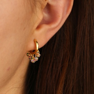 Ciondoli di palla da discoteca colorati arcobaleno gioielli piccoli cerchio appendere cinque palline galleggianti orecchini a cerchio colorati con zirconi da donna - Product Image 5