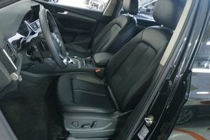 Vente flash Voiture d'occasion conduite <span class=keywords><strong>à</strong></span> gauche <span class=keywords><strong>2022</strong></span> 2020 2021 <span class=keywords><strong>Audi</strong></span> <span class=keywords><strong>Q5</strong></span> AWD 2.0T Ouattro Premium Plus 4d Q5L automatique SUV d'occasion - Product Image 6