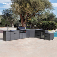 Luxe Aluminium Moderne Bbq Pizza Island Barbecue Table Cuisine D'extérieur En Acier Inoxydable Encadrement Patio Armoires brûleur et Évier