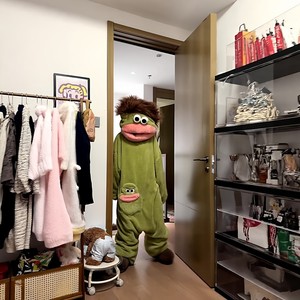 Cross-border Fuzzy <strong>Big</strong> Mouth Funny Cartoon Unisex <strong>Onesie</strong> Pajamas Couples; Goofy Extra-Thick 251-300g/m Coral-Fleece Loungewear - Product Image 2