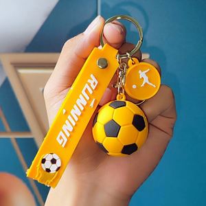 Porte-clés de football en silicone grande taille 2026, design créatif pour la simulation, mignon et tendance, pour couple, pendentif pour clé de voiture et sac - Product Image 1