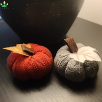 Künstliche Gestrickte Kürbis-Hängeornamente Festliche Feiertagspartys Kleine Erntekürbisse Thanksgiving DIY Basteldekorationen