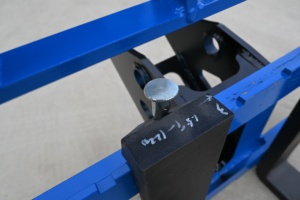 الأكثر مبيعًا: شوكة رافعة حاويات قابلة للتعديل للحفارات، ألوان قابلة للتخصيص، شوكة رافعة حاويات للحفارات - Product Image 5