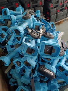 Máy Cưa Xích Lithium Pin 4/6 Inch OEM Bán Chạy Máy Cưa Xích Điện Mini Không Dây Cầm Tay - Product Image 2