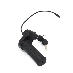 Manette d'accélérateur et poignées gauche pour <span class=keywords><strong>vélo</strong></span> <span class=keywords><strong>électrique</strong></span>, ensemble complet avec écran LED 60V, en ABS, en promotion - Product Image 2