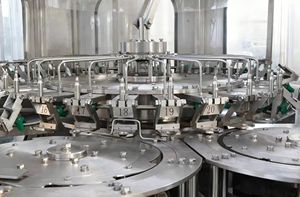 8000 chai chất lỏng có ga đồ uống hoàn toàn tự động điền máy với độ chính xác 0.5 cho nước soda - Product Image 2