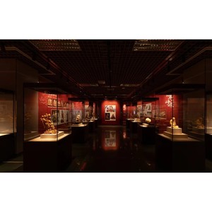 Custom Museum interior design Furniture glass display cabinet Custom Decoration Boutique LED Lighting for Exhibition Design - Product Image 1
