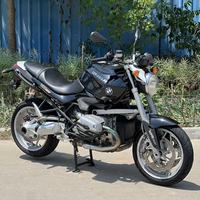 Motocyclette Boxer R1200R, moteur en excellent état. Moteur bicylindre à cylindrée de 1170 cm³, ABS et freins intégrés, entièrement fonctionnel.