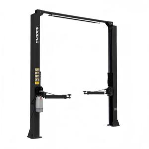 Équipement <span class=keywords><strong>de</strong></span> <span class=keywords><strong>garage</strong></span> <span class=keywords><strong>d</strong></span>'<span class=keywords><strong>occasion</strong></span> : Pont élévateur hydraulique à double vérin 2 colonnes pour voitures, capacité 4500 kg / 4,5 tonnes, hauteur <span class=keywords><strong>de</strong></span> levage 1800 mm, pour atelier <span class=keywords><strong>de</strong></span> mécanique - Product Image 1