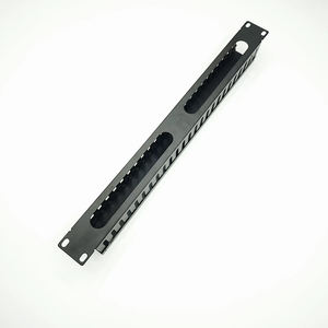 Panel de Gestión de Cables Metálico Horizontal de 19 Pulgadas para Montaje en Rack, con 25/50 Puertos y Cubierta, 1U - Product Image 4
