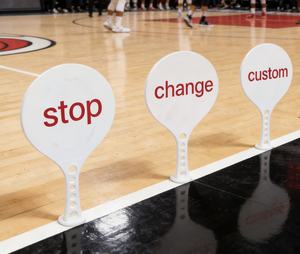 Panneau de rappel des pénalités pour joueurs de basketball, avec fonction pause et signalisation de changement de joueur, matériel de compétition - Product Image 2