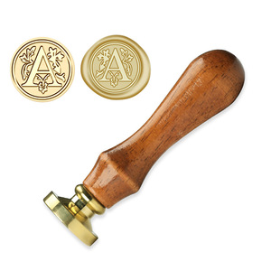 Sceau de cire avec manche en bois, tête en laiton, lettre B gravée, outil de scellage décoratif - Product Image 4